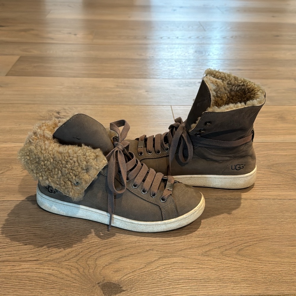 Ugg Croft tan boots